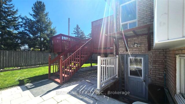 2570 Dinning Crt, House detached with 4 bedrooms, 4 bathrooms and 6 parking in Mississauga ON | Image 22