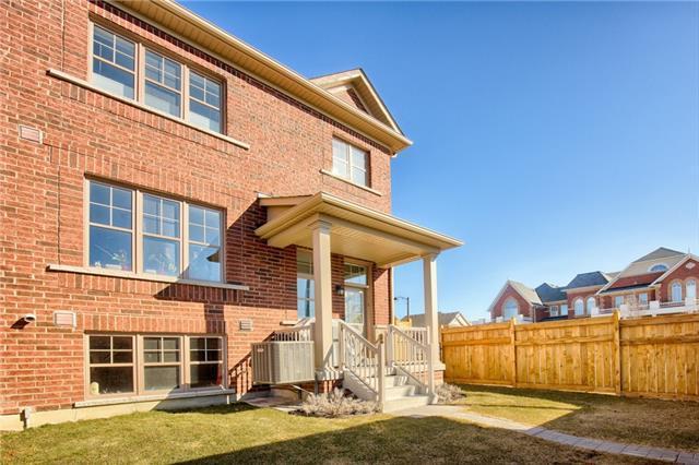 135 Christian Ritter Dr, House attached with 3 bedrooms, 3 bathrooms and 1 parking in Markham ON | Image 19