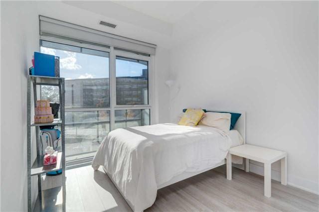 228 - 99 The Donway W, Condo with 1 bedrooms, 2 bathrooms and 1 parking in Toronto ON | Image 9