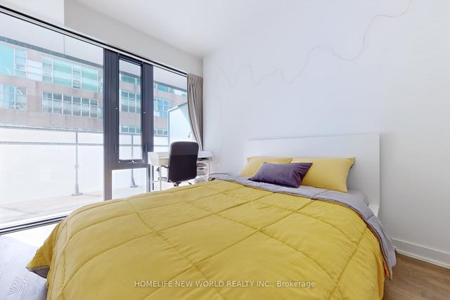 615 - 185 Roehampton Ave, Condo with 1 bedrooms, 1 bathrooms and 0 parking in Toronto ON | Image 3