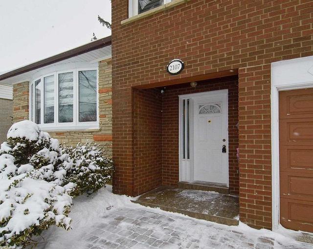 2107 Cliff Rd, House detached with 3 bedrooms, 2 bathrooms and 5 parking in Mississauga ON | Image 28