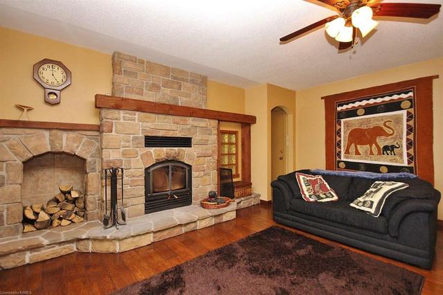 6541 Salmon Lake Road, House detached with 4 bedrooms, 2 bathrooms and null parking in South Frontenac ON | Image 13