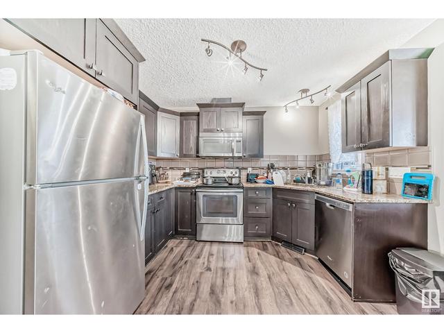 12603 45 St Nw, House attached with 4 bedrooms, 3 bathrooms and null parking in Edmonton AB | Image 9