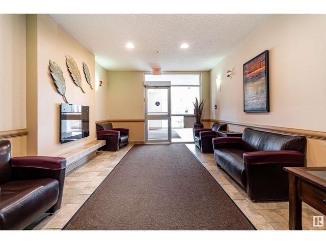 201 - 273 Charlotte Wy, Condo with 2 bedrooms, 2 bathrooms and 2 parking in Edmonton AB | Image 2