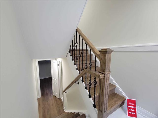 29 Burnt Meado Way, Townhouse with 4 bedrooms, 3 bathrooms and 2 parking in Toronto ON | Image 12