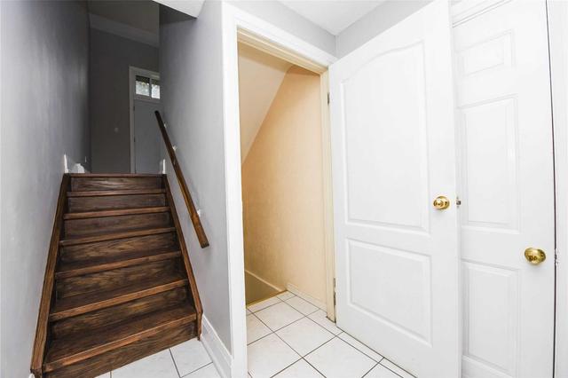 83 Darras Crt, Townhouse with 3 bedrooms, 2 bathrooms and 1 parking in Brampton ON | Image 28