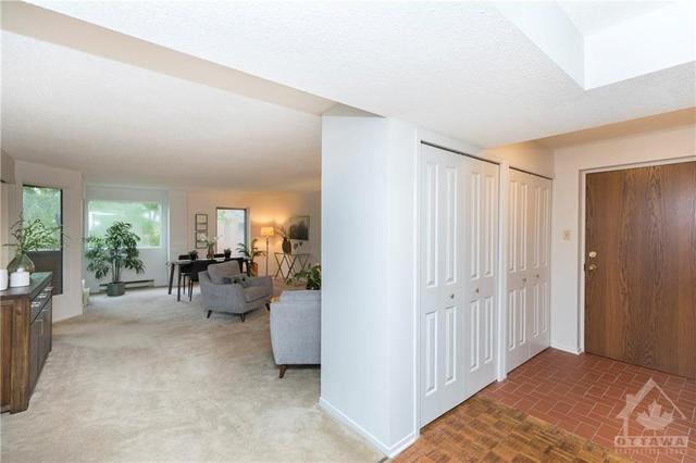 4 - 100 Rideau Terrace, Condo with 3 bedrooms, 2 bathrooms and 1 parking in Ottawa ON | Image 4