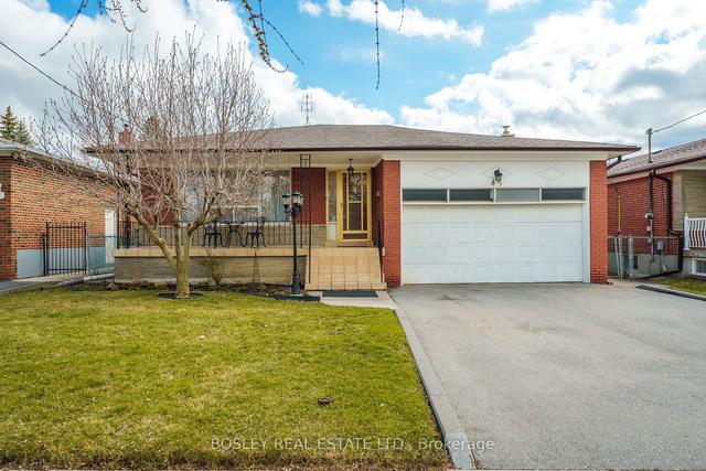 45 Ernest Ave, House detached with 3 bedrooms, 2 bathrooms and 4 parking in Toronto ON | Image 1