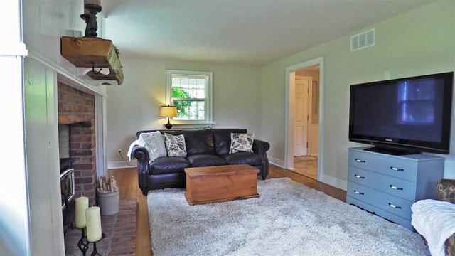 8755 Wellington Rd 18 Rd, House detached with 3 bedrooms, 2 bathrooms and 64 parking in Centre Wellington ON | Image 5