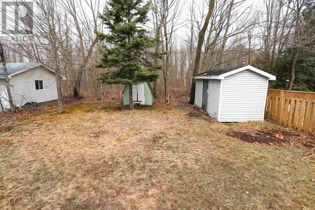 48 Tilley Rd, House detached with 3 bedrooms, 1 bathrooms and null parking in Sault Ste. Marie ON | Image 24