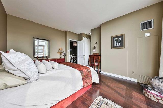 2015 - 1276 Maple Crossing Blvd, Condo with 2 bedrooms, 2 bathrooms and 2 parking in Burlington ON | Image 13