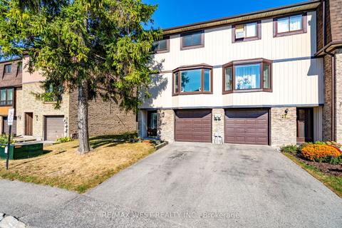 20 - 220 Ormond Dr, Townhouse with 3 bedrooms, 2 bathrooms and 2 parking in Oshawa ON | Card Image