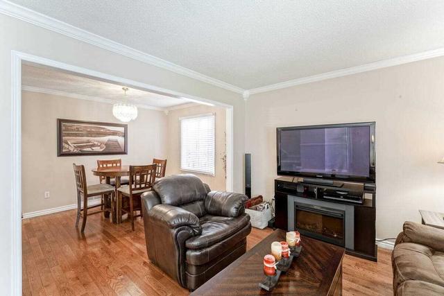 46 Large Cres, House detached with 3 bedrooms, 3 bathrooms and 3 parking in Ajax ON | Image 36