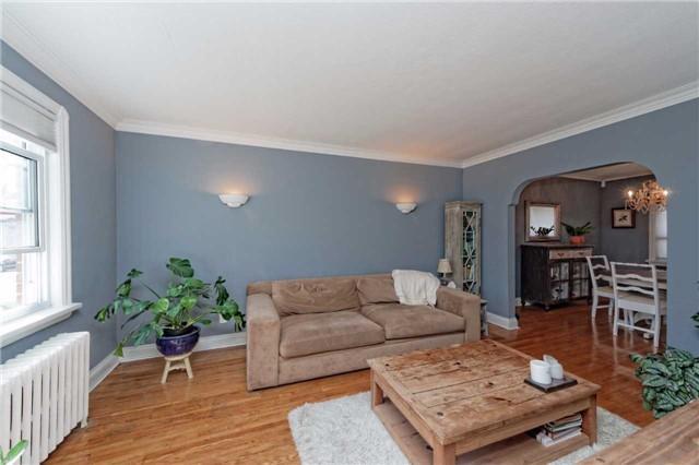 132 Alameda Ave, House detached with 3 bedrooms, 2 bathrooms and 3 parking in Toronto ON | Image 4