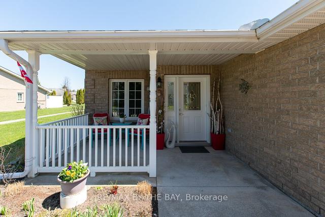 134 Meadow Lane, House attached with 2 bedrooms, 2 bathrooms and 2 parking in Wasaga Beach ON | Image 37