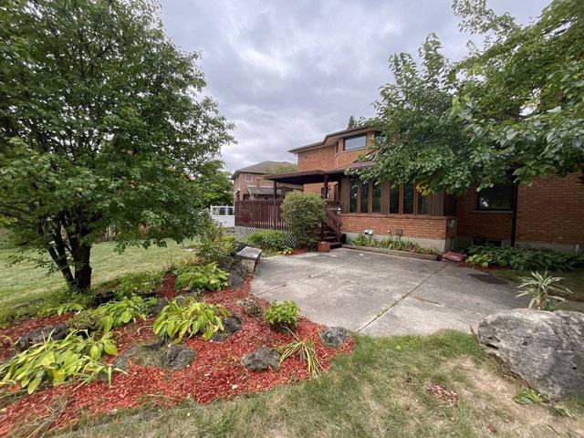 26 Foxwood Cres, House detached with 4 bedrooms, 4 bathrooms and 7 parking in Guelph ON | Image 20