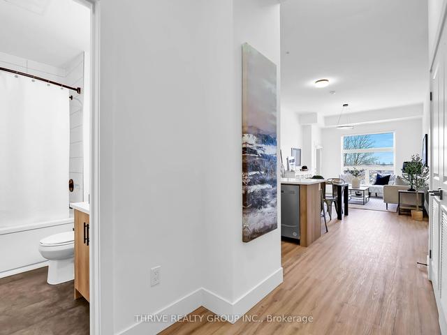 208 - 1076 Gainsborough Rd, Condo with 2 bedrooms, 2 bathrooms and 2 parking in London ON | Image 9