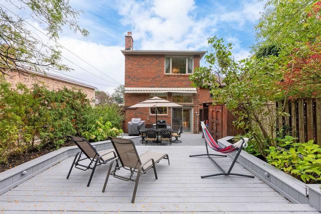 676 Oriole Pkwy, House detached with 3 bedrooms, 3 bathrooms and 3 parking in Toronto ON | Image 21