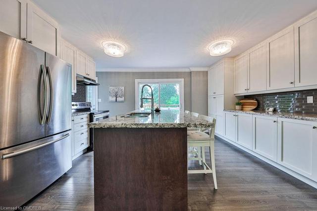 150 West 25th Street, House detached with 5 bedrooms, 3 bathrooms and 4 parking in Hamilton ON | Image 11