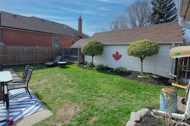 128 Cadillac Ave N, House detached with 2 bedrooms, 2 bathrooms and 4 parking in Oshawa ON | Image 28