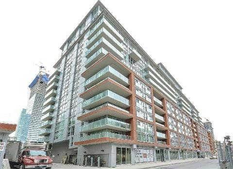 lph05 - 21 Nelson St, Condo with 2 bedrooms, 3 bathrooms and 2 parking in Toronto ON | Image 2