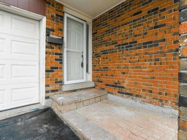 80 Carter Dr, House semidetached with 3 bedrooms, 3 bathrooms and 3 parking in Brampton ON | Image 2
