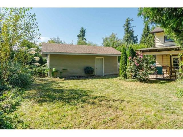 18296 Bayard Place, House attached with 3 bedrooms, 2 bathrooms and 5 parking in Surrey BC | Image 21