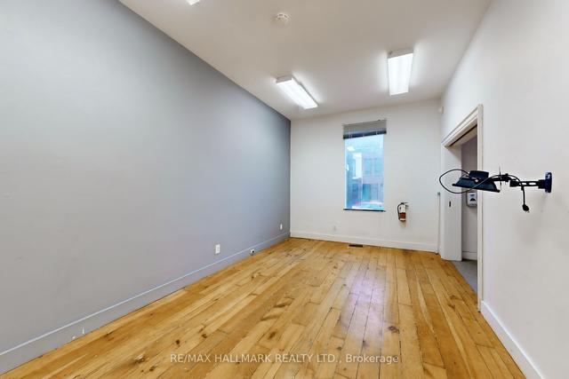 534 Queen St E, House attached with 3 bedrooms, 2 bathrooms and 2 parking in Toronto ON | Image 13