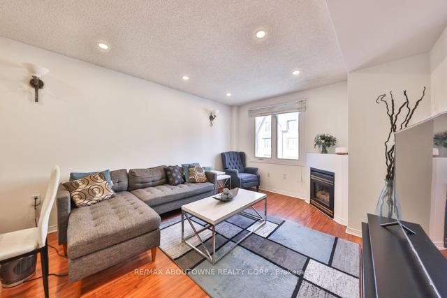 823 - 75 Weldrick Rd E, Townhouse with 3 bedrooms, 3 bathrooms and 1 parking in Richmond Hill ON | Image 15