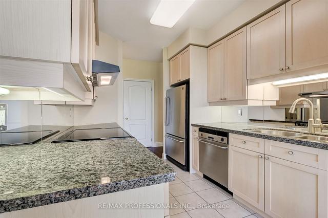 905 - 2 Aberfoyle Cres, Condo with 2 bedrooms, 2 bathrooms and 1 parking in Toronto ON | Image 7