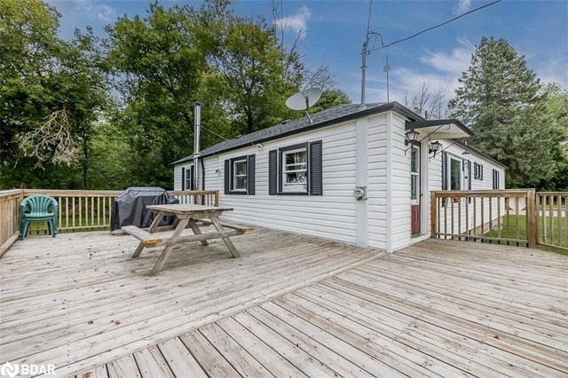 345 North Mountain Road, House detached with 4 bedrooms, 1 bathrooms and 13 parking in Kawartha Lakes ON | Image 16