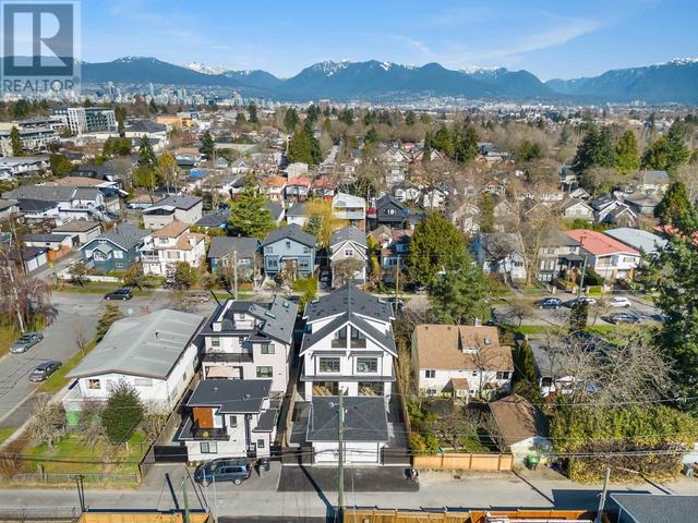 334 E 35th Avenue, House detached with 3 bedrooms, 4 bathrooms and 2 parking in Vancouver BC | Image 39