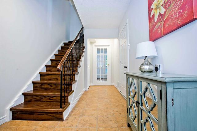 1 Thimble Berry Way, Townhouse with 3 bedrooms, 3 bathrooms and 2 parking in Toronto ON | Image 26