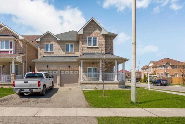 8 Tournament Dr, House detached with 4 bedrooms, 3 bathrooms and 4 parking in Brampton ON | Image 2
