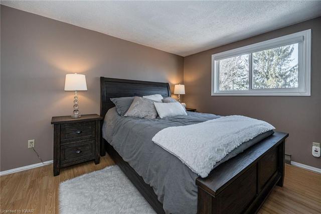 80 Connelly Drive, House semidetached with 3 bedrooms, 1 bathrooms and 3 parking in Kitchener ON | Image 18