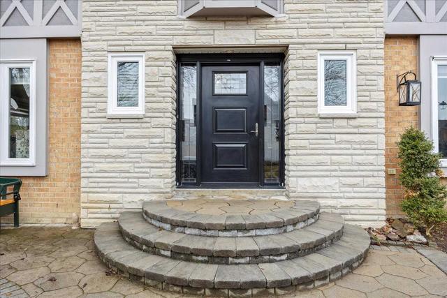 1855 Brookshire Sq, House detached with 3 bedrooms, 4 bathrooms and 6 parking in Pickering ON | Image 12