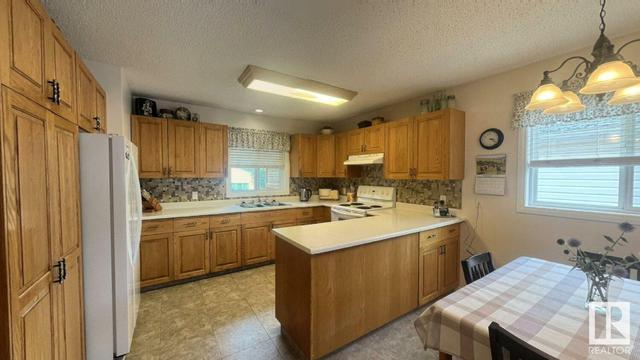 136 Westbourne Rd, House detached with 5 bedrooms, 2 bathrooms and 4 parking in Spruce Grove AB | Image 4