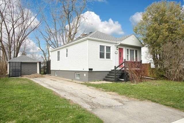 1214 Alexandra Ave, House detached with 2 bedrooms, 2 bathrooms and 5 parking in Mississauga ON | Image 12