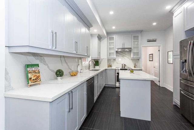 420 Ossington Ave, House detached with 4 bedrooms, 4 bathrooms and 0 parking in Toronto ON | Image 7