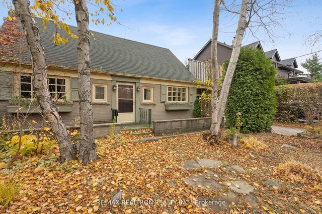 21 Fenwood Hts, House detached with 3 bedrooms, 3 bathrooms and 4 parking in Toronto ON | Image 6