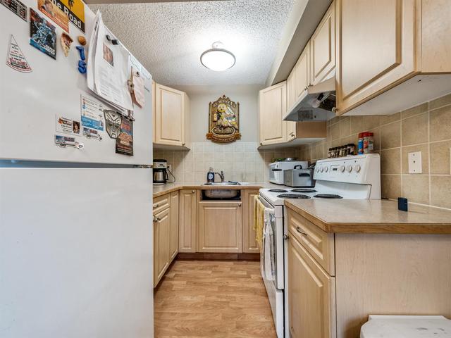 11 - 1915 18 Avenue N, Home with 3 bedrooms, 1 bathrooms and 2 parking in Lethbridge AB | Image 10