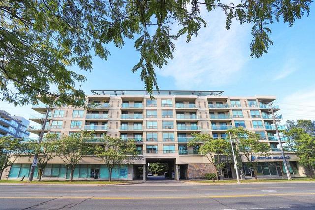 515 - 890 Sheppard Ave W, Condo with 2 bedrooms, 2 bathrooms and 1 parking in Toronto ON | Card Image