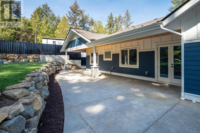 10950 Inwood Rd, House detached with 4 bedrooms, 5 bathrooms and 5 parking in North Saanich BC | Image 59