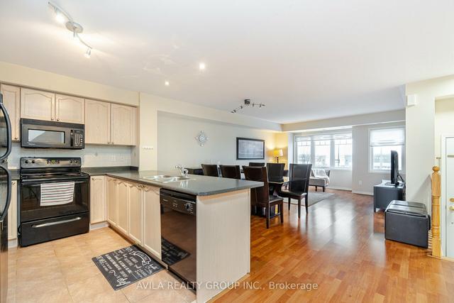 5 - 3975 Eglinton Ave W, Townhouse with 2 bedrooms, 3 bathrooms and 2 parking in Mississauga ON | Image 5