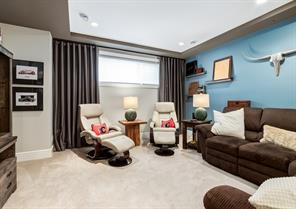 19 Cranbrook Landing Se, Home with 3 bedrooms, 2 bathrooms and 4 parking in Calgary AB | Image 19