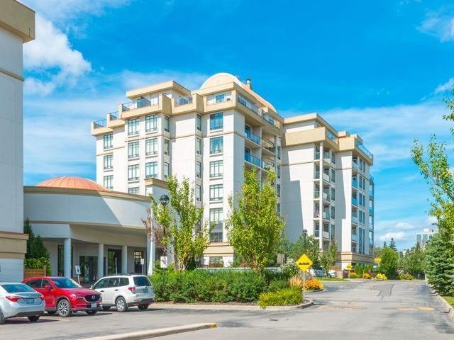 421 - 11121 Yonge St, Condo with 1 bedrooms, 1 bathrooms and 1 parking in Richmond Hill ON | Image 1