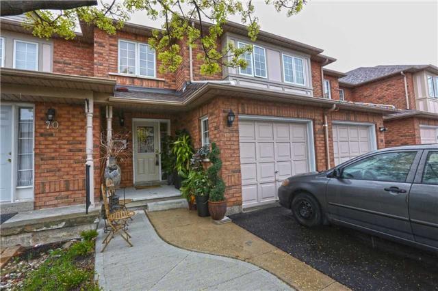 72 - 10 Cherrytree Dr, Townhouse with 3 bedrooms, 4 bathrooms and 1 parking in Brampton ON | Image 2