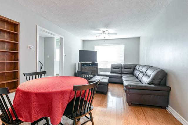 5 Guildford Cres, Townhouse with 3 bedrooms, 2 bathrooms and 1 parking in Brampton ON | Image 9