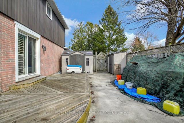 1224 Michael Cres, House detached with 3 bedrooms, 2 bathrooms and 5 parking in Cambridge ON | Image 25