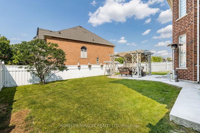 19 Valleyside Tr, House detached with 5 bedrooms, 5 bathrooms and 10 parking in Brampton ON | Image 35
